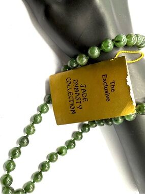 Vintage Jade Bead Necklace New with Tags 17”